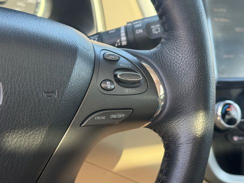 Used 2019 Nissan Murano SL w/ SL Technology Package FWD image 15