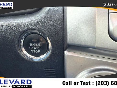 Used 2014 Toyota 4Runner Limited image 21