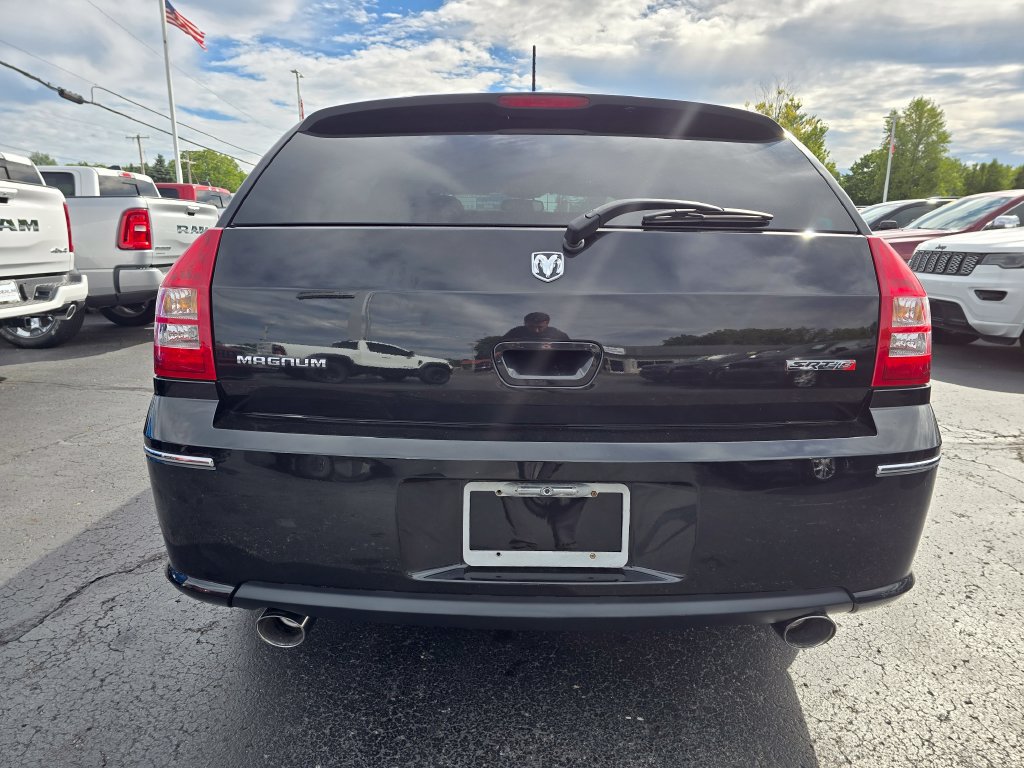 Used 2008 Dodge Magnum SRT8 w/ SRT Option Group III RWD image 6