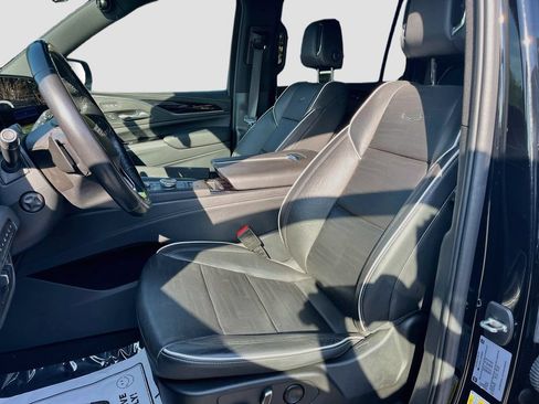 Used 2022 Cadillac Escalade ESV Sport w/ Touring Package AWD/4WD image 16