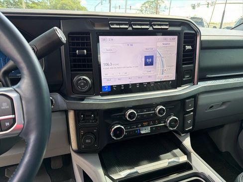 Used 2024 Ford F250 Limited w/ FX4 Off-Road Package image 21