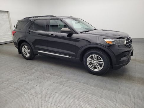 Used 2020 Ford Explorer XLT image 11