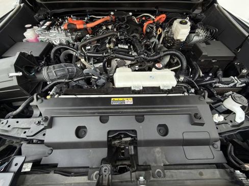 Used 2024 Toyota Tacoma Trailhunter image 31