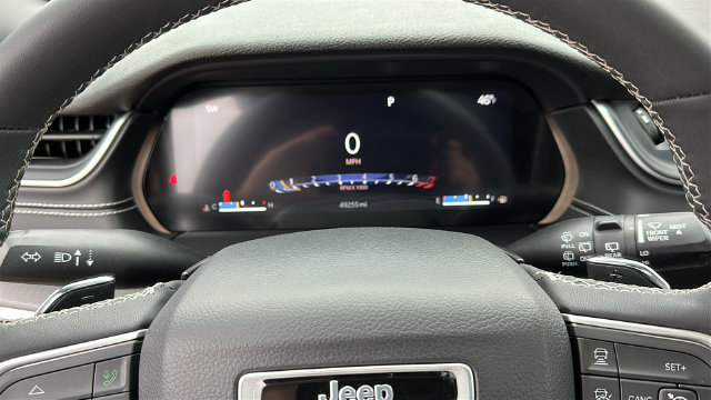 Used 2023 Jeep Grand Cherokee L Laredo AWD/4WD image 15