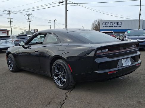 Used 2025 Dodge Charger R/T w/ Quick Order Package 25M R/T image 6