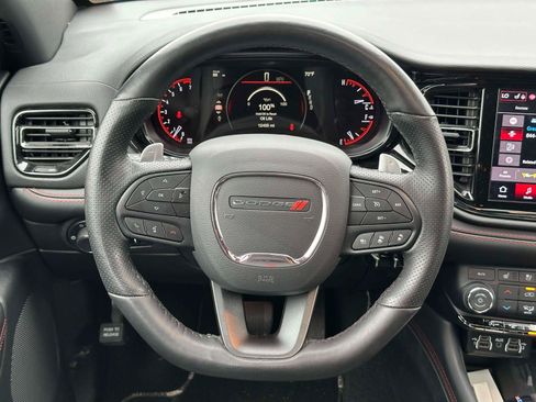 Used 2025 Dodge Durango GT AWD/4WD image 12