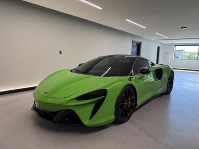 Used 2025 McLaren Artura Spider