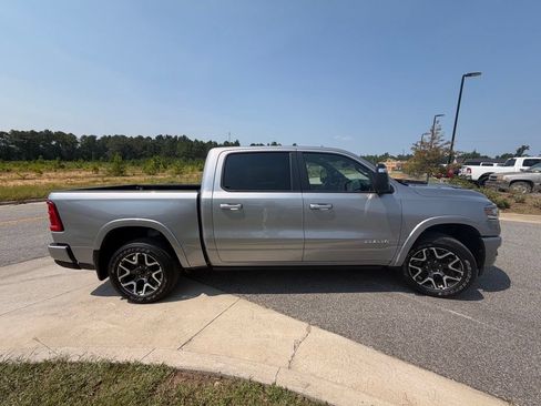 Used 2025 RAM 1500 Laramie w/ Advanced Safety Group II AWD/4WD image 24