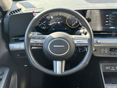 Certified 2025 Hyundai Kona Limited image 13