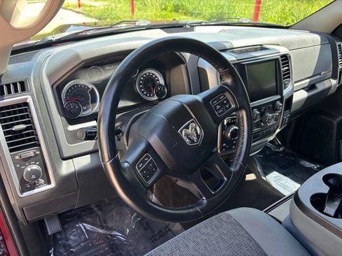 Used 2017 RAM 1500 Big Horn AWD/4WD image 30