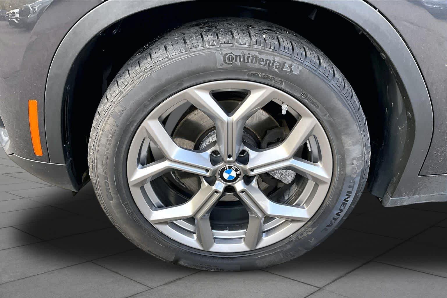 Used 2021 BMW X3 xDrive30i w/ Premium Package AWD/4WD image 11