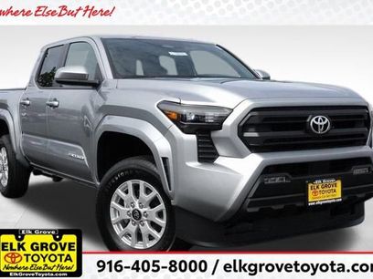 New 2025 Toyota Tacoma SR5