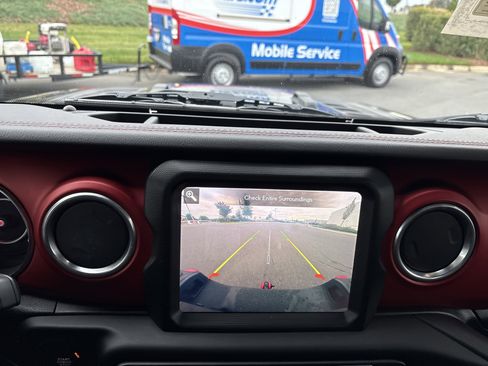 Certified 2020 Jeep Gladiator Rubicon image 29