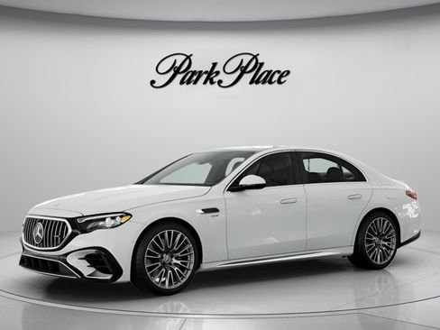 New 2026 Mercedes-Benz E 53 AMG e 4MATIC Sedan image 2