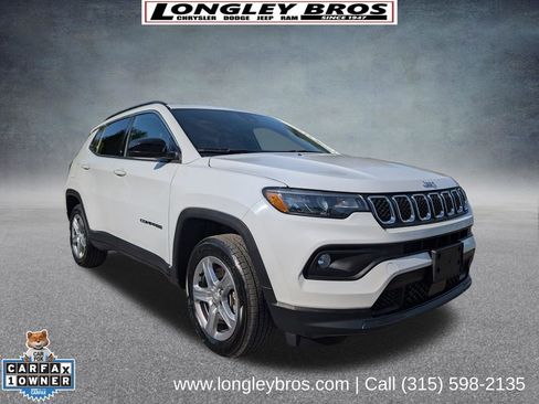 Used 2023 Jeep Compass Latitude w/ Convenience Group AWD/4WD image 1