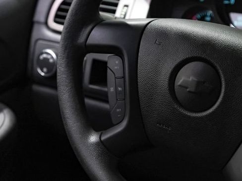 Used 2013 Chevrolet Tahoe 2WD image 26