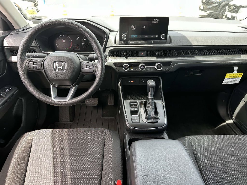 Used 2025 Honda CR-V LX image 10