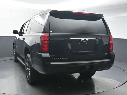 Used 2020 Chevrolet Suburban LT image 6