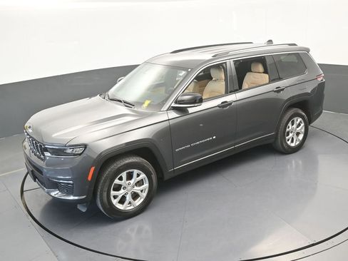 Used 2023 Jeep Grand Cherokee L Limited w/ Luxury Tech Group II image 55