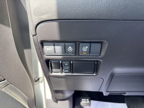 Used 2024 Nissan Armada SL w/ Captain's Chairs Package AWD/4WD image 24