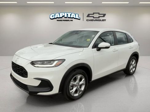 Used 2023 Honda HR-V LX image 1