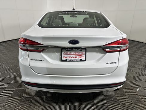 Used 2018 Ford Fusion S FWD image 7