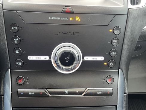 Used 2020 Ford Edge ST w/ Cold Weather Package image 39