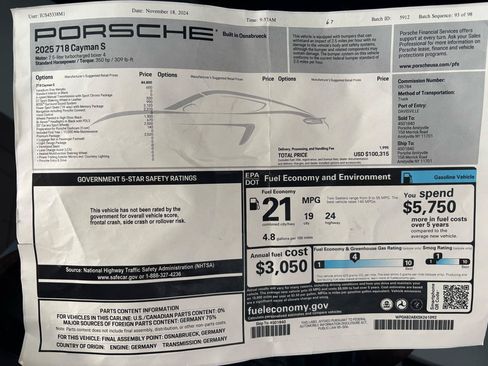 Used 2025 Porsche 718 Cayman S w/ Premium Package RWD image 33