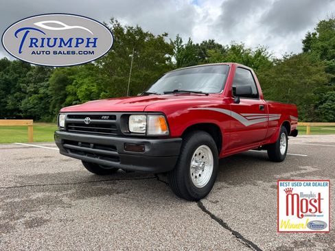 Used 1994 Toyota Pickup 2WD Regular Cab image 1