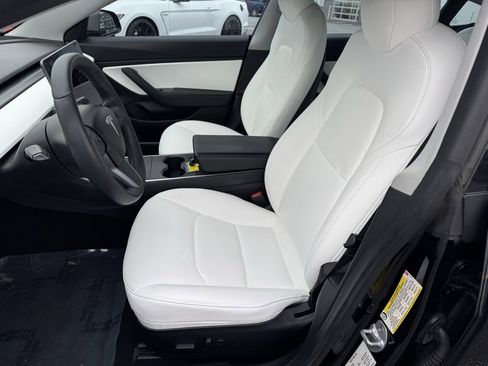 Used 2019 Tesla Model 3 Performance image 9