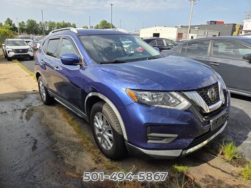 Used 2018 Nissan Rogue SV AWD/4WD image 2