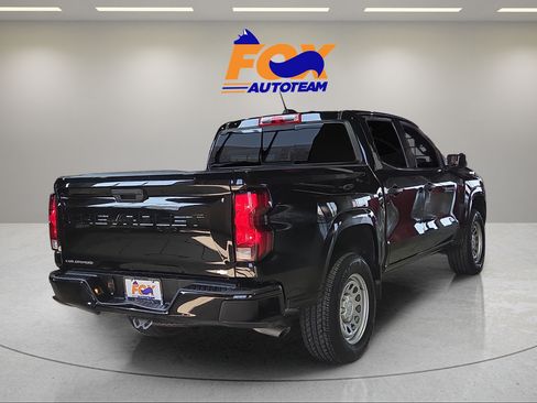 Used 2023 Chevrolet Colorado W/T w/ WT Convenience Package RWD image 4