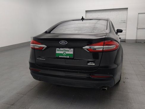 Used 2019 Ford Fusion SE FWD image 7