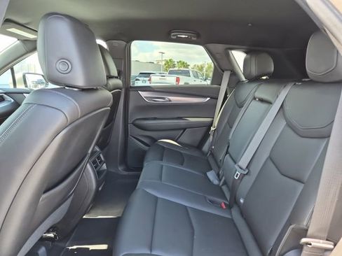 Certified 2023 Cadillac XT5 Luxury image 21