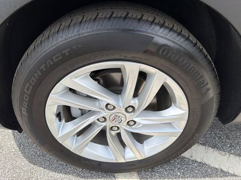 Used 2025 Buick Envista Preferred FWD image 11