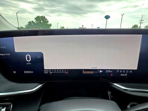 Used 2024 Buick Envision Preferred AWD/4WD image 32