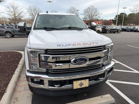 Used 2019 Ford F250 Lariat w/ Lariat Ultimate Package image 8