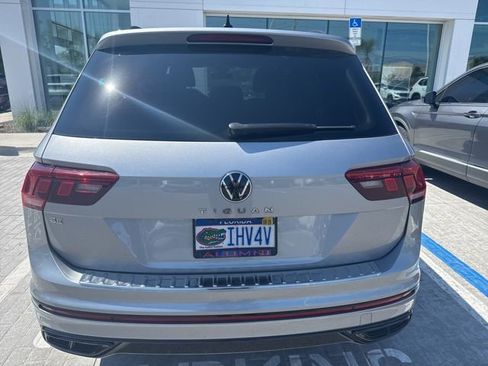 Used 2023 Volkswagen Tiguan SE R-Line FWD image 8