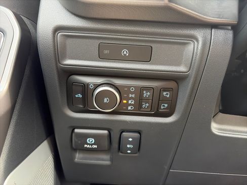 Used 2025 Ford F150 Lariat w/ Equipment Group 502A High AWD/4WD image 33