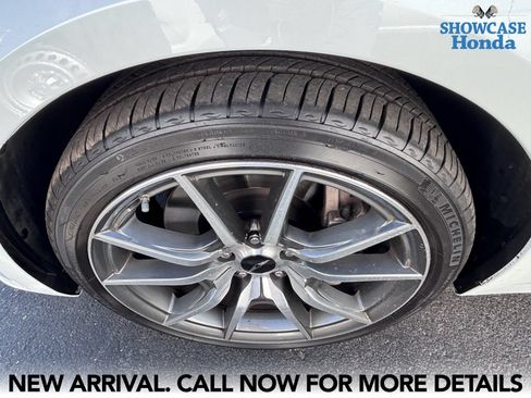 Used 2026 Genesis G70 2.5T RWD image 7