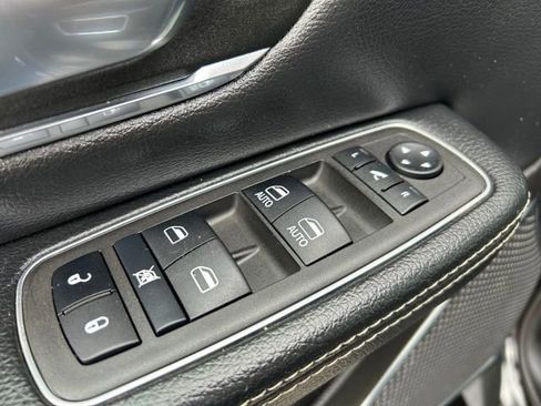 Used 2024 RAM 1500 Laramie AWD/4WD image 35
