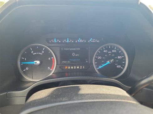 Used 2019 Ford F250 XLT image 32