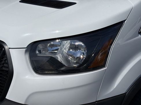 New 2026 Ford Transit 250 148 Medium Roof image 13