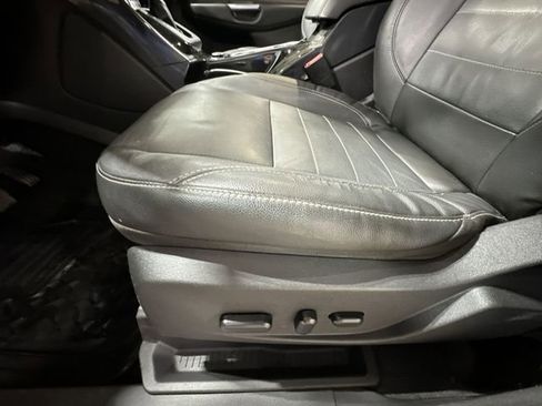 Used 2014 Ford Escape Titanium w/ Equipment Group 401A image 18