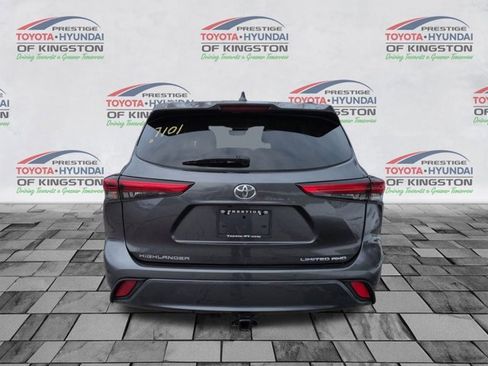Certified 2020 Toyota Highlander Limited image 4