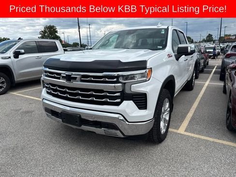 Used 2023 Chevrolet Silverado 1500 LTZ w/ Technology Package AWD/4WD image 2