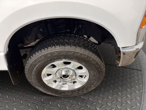 Used 2023 Ford F350 XLT w/ 360-Degree Camera Package image 24