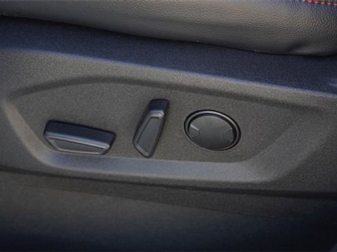 Used 2023 Ford Edge ST-Line image 20