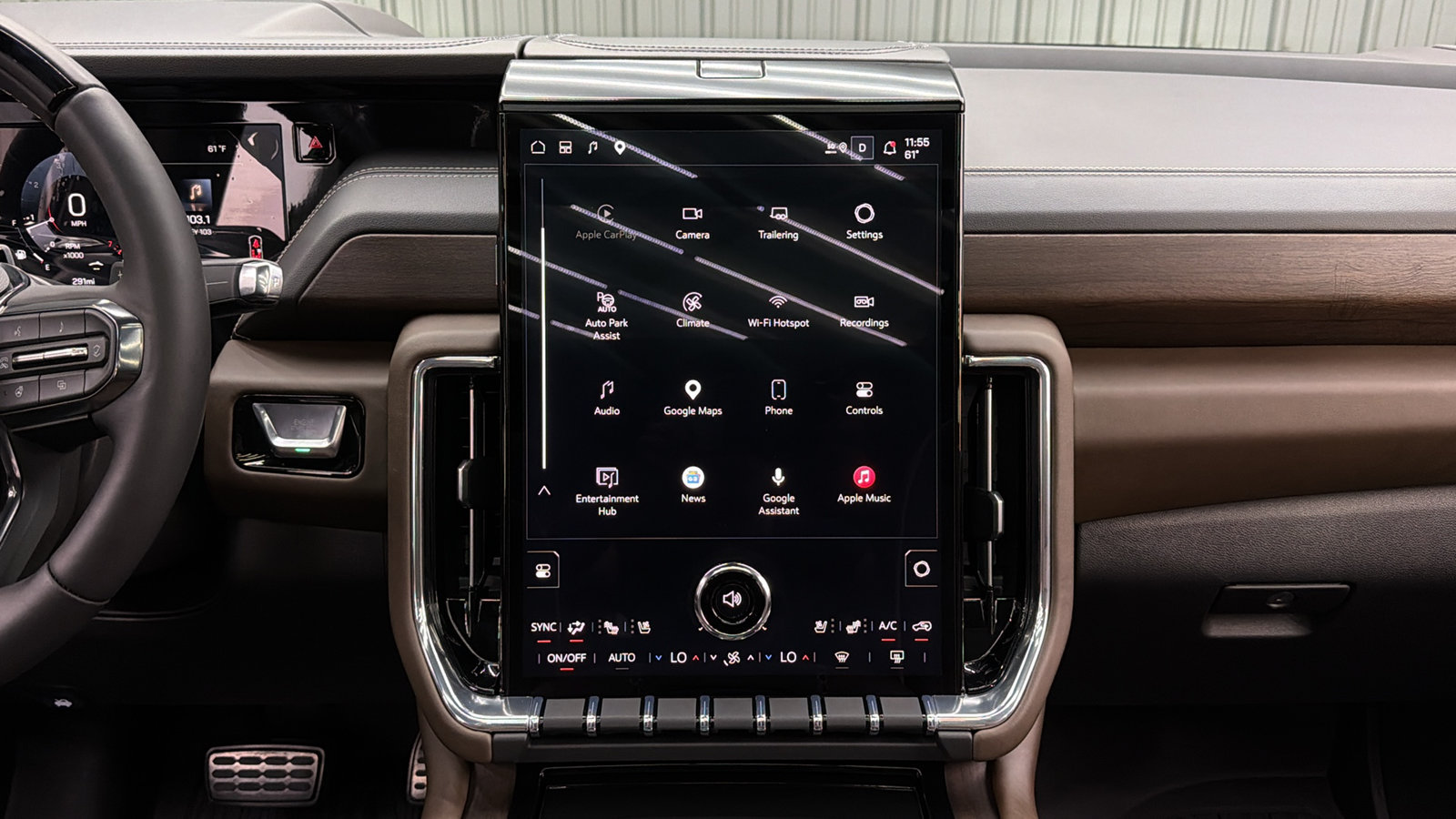 Used 2026 GMC Yukon XL Denali Ultimate w/ LPO, Floor Liner Package AWD/4WD image 27