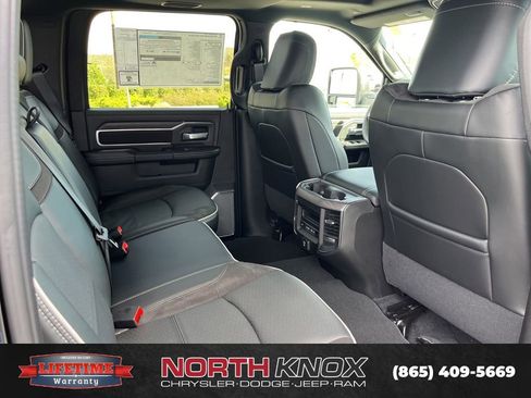 New 2026 RAM 2500 Laramie AWD/4WD image 26